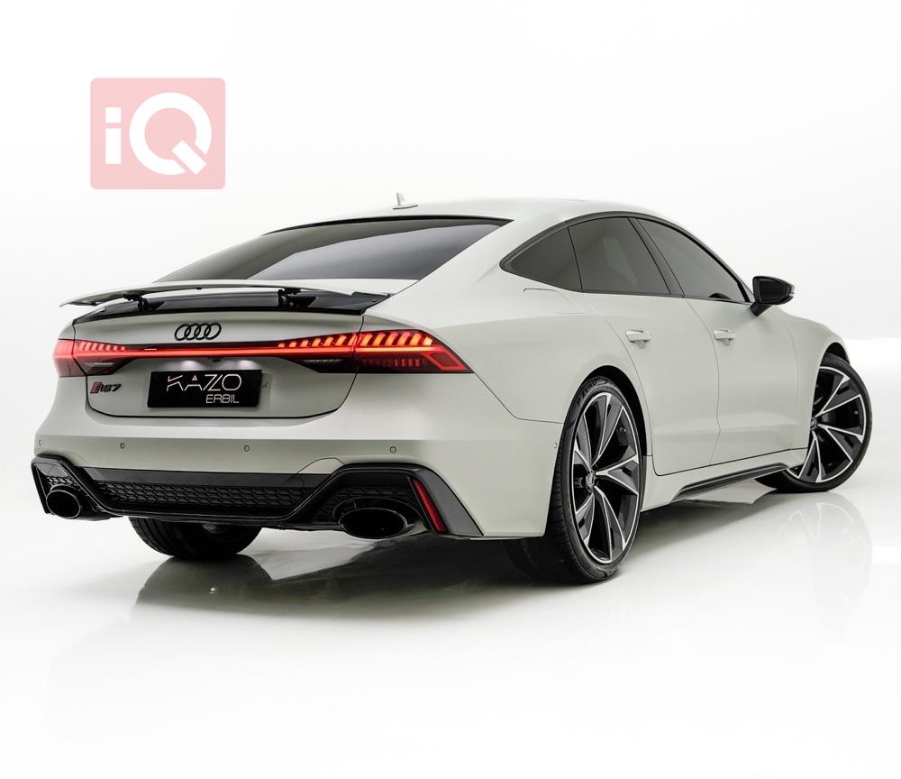 اودي آر إس 7